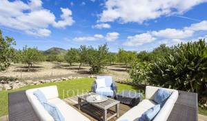 Sale Villa Santa María del Camí