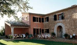 Sale Villa Santa María del Camí