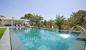 Sale Villa Santa Ponsa