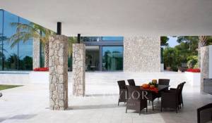 Sale Villa Santa Ponsa