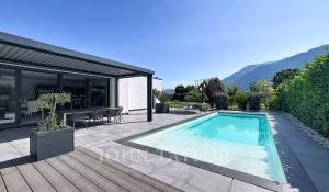 Sale Villa Saxon