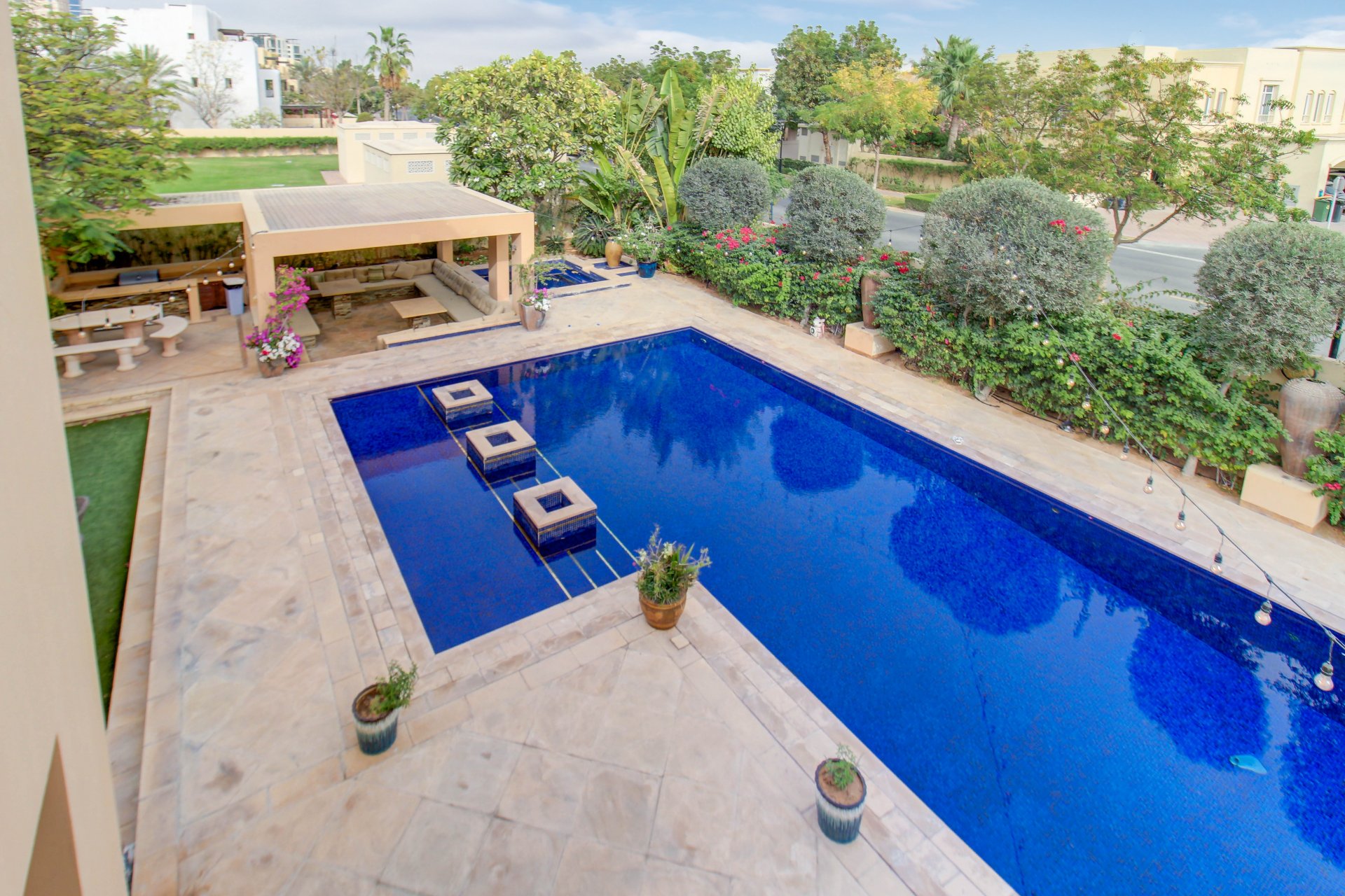 Ad Sale Villa The Lakes Hattan refV0241DU