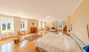 Sale Villa Tolochenaz