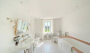 Sale Villa Tolochenaz