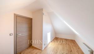 Sale Villa Tolochenaz