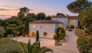 Sale Villa Valbonne