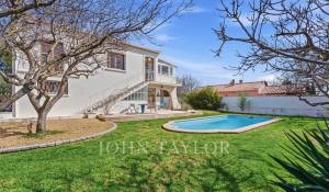 Sale Village house Aix-en-Provence