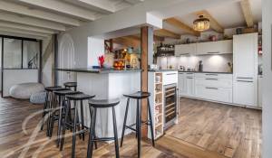 Sale Village house Anières