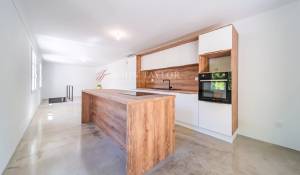 Sale Village house Bonnieux