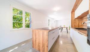 Sale Village house Bonnieux