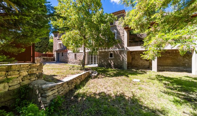 Sale Village house Bonnieux