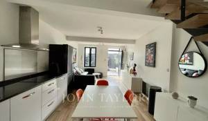 Sale Village house Collonges-au-Mont-d'Or