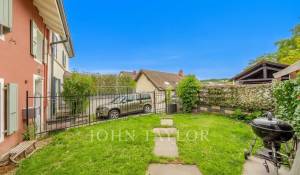 Sale Village house Essertines-sur-Rolle