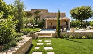 Sale Village house Eygalières