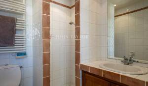 Sale Village house Gordes