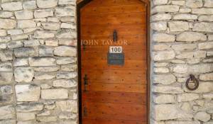 Sale Village house Gordes