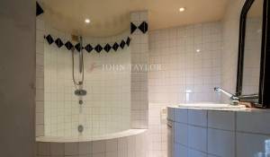 Sale Village house Gordes