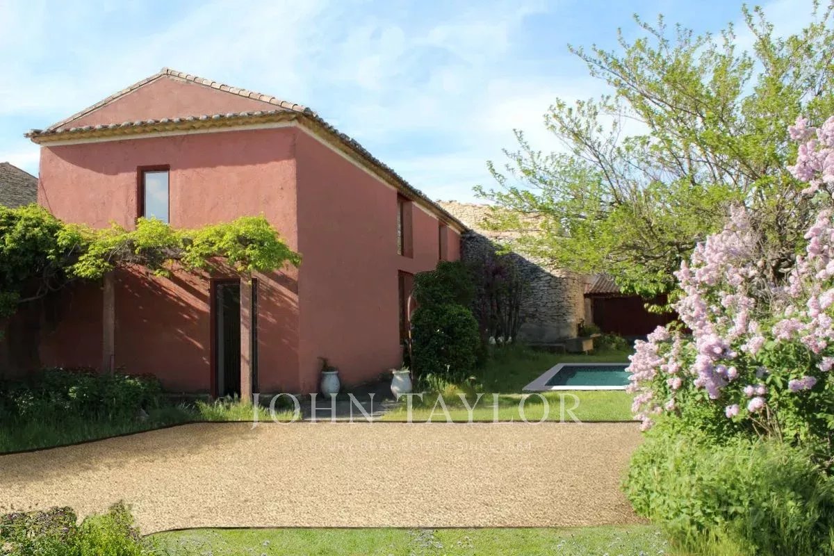 Ad Sale Village house Gordes (84220) refV0063LM