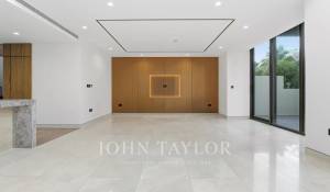 Sale Village house Jumeirah