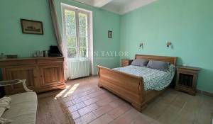 Sale Village house La Tour-d'Aigues