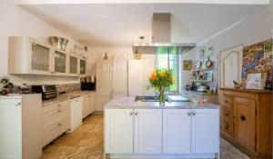 Sale Village house La Tour-d'Aigues