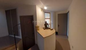 Sale Village house Lourmarin