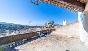 Sale Village house Ménerbes