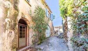 Sale Village house Ménerbes