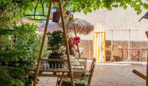 Sale Village house Saint-Cyr-sur-Mer