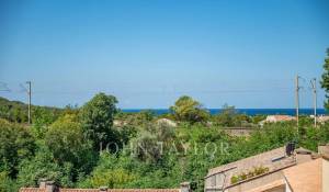 Sale Village house Saint-Cyr-sur-Mer