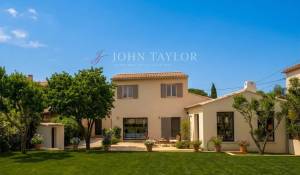 Sale Village house Saint-Rémy-de-Provence