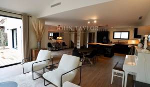 Sale Village house Saint-Rémy-de-Provence