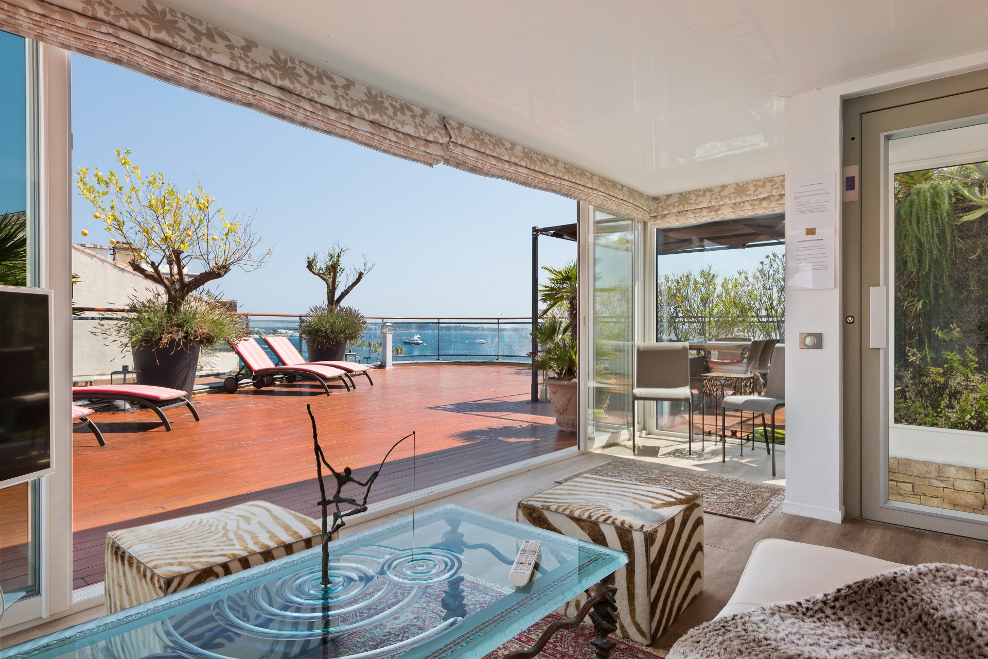 Ad Seasonal rental Apartment Cannes Croisette (06400), 6 Capacity ref ...