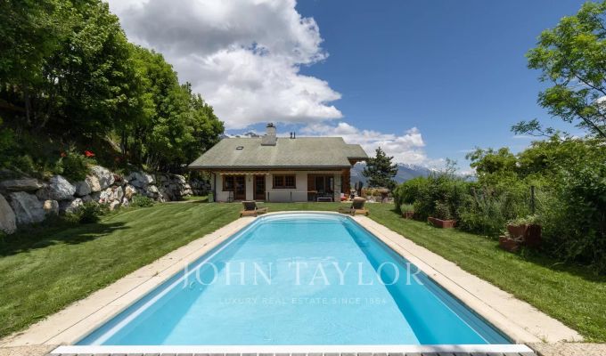 Seasonal rental Chalet Crans-Montana