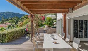 Seasonal rental House Èze