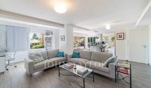 Seasonal rental House Èze