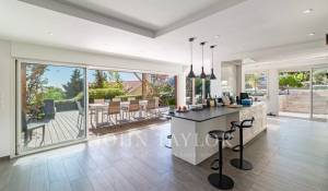 Seasonal rental House Èze