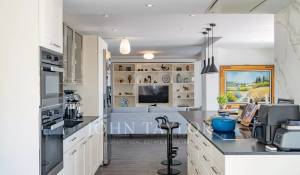 Seasonal rental House Èze