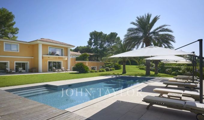 Seasonal rental House Mougins