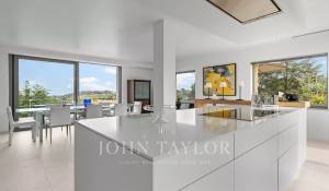 Seasonal rental House Valbonne