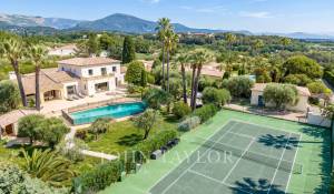 Seasonal rental House Valbonne