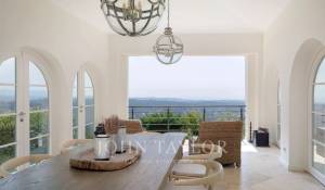 Seasonal rental House Vence