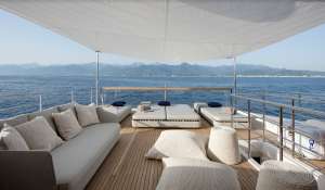 Seasonal rental Motor Yacht Athens