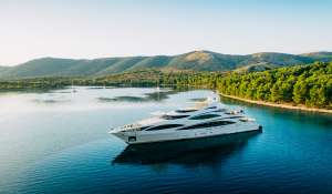 Seasonal rental Motor Yacht Split