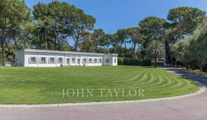 Seasonal rental Property Antibes