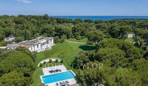 Seasonal rental Property Antibes