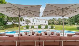 Seasonal rental Property Antibes