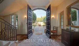 Seasonal rental Property Antibes