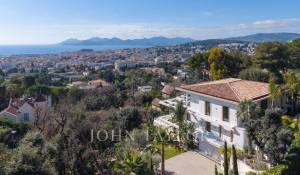 Seasonal rental Property Cannes