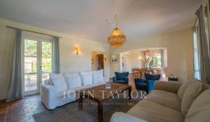 Seasonal rental Property Gassin